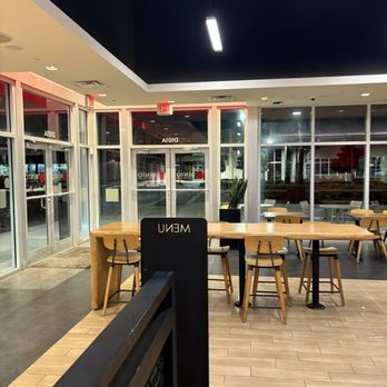 Bento Asian Kitchen + Sushi - Sushi Bars Near Me - Pembroke Pines, Florida