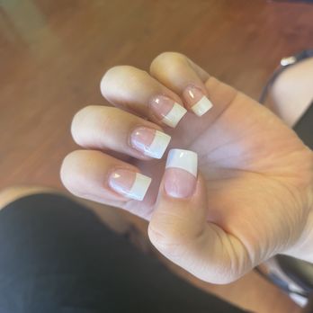 Kelly D Nails & Spa - Results of the salon. Not satisfied - Nail Salons Near Me - Phoenix, Arizona