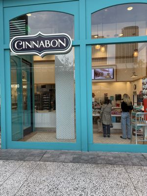 Cinnabon by null