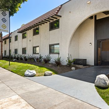 Encasa Norwalk - Apartments Near Me - Norwalk, California Encasa Norwalk - Apartments Near Me - Norwalk, California