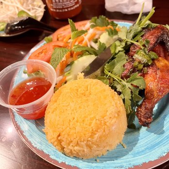 Pho Ha Noi - Com Ga Ro Ti (roasted chicken with coconut rice) - Vietnamese Near Me - Lake Forest, California Pho Ha Noi - Com Ga Ro Ti (roasted chicken with coconut rice) - Vietnamese Near Me - Lake Forest, California