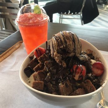 Coffee Factory - Valentine's Day special snow flakes and Grapefruit Ade. - Desserts Near Me - Flushing, New York Coffee Factory - Valentine's Day special snow flakes and Grapefruit Ade. - Desserts Near Me - Flushing, New York