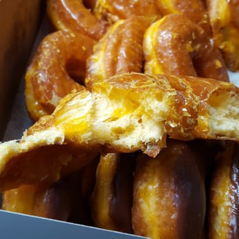 Round Rock Donuts - Yellow yumminess - Bakeries Near Me - Round Rock, Texas Round Rock Donuts - Yellow yumminess - Bakeries Near Me - Round Rock, Texas