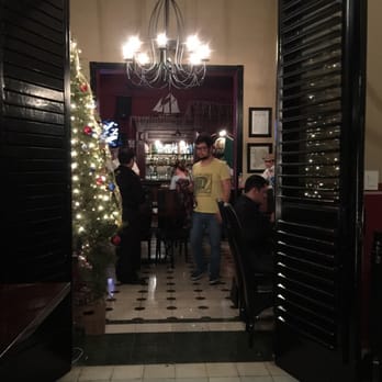 Hennessey's Irish Pub - Irish Near Me - Mérida, YUC