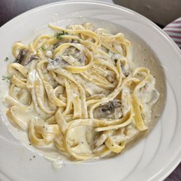 Fettuccine Alfredo