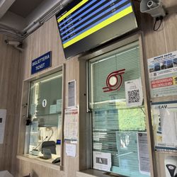 Sorrento-Circumvesuviana - Ticket window