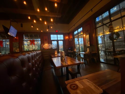 Jekyll and Hyde Taphouse Grill by null