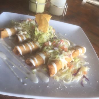 El Catrin - Flautas - Mexican Near Me - Warrenton, Oregon