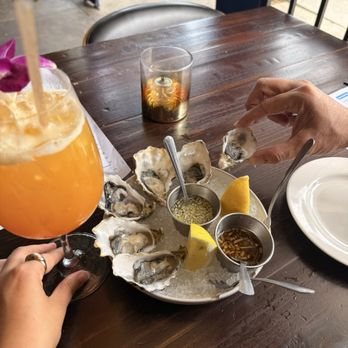 Malama Pono Restaurant - Fresh oyster - Seafood Near Me - Los Angeles, California Malama Pono Restaurant - Fresh oyster - Seafood Near Me - Los Angeles, California