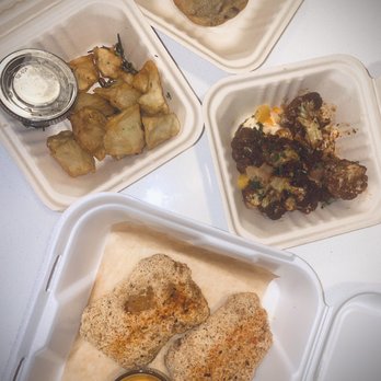 S.K.Y. - Amazing catered dinner for a group event! Organic fried chicken with habanero butter, roasted cauliflower, potatoes and a cookie - New American Near Me - Chicago, Illinois