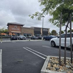XFINITY Store by Comcast - Outside Sunday
