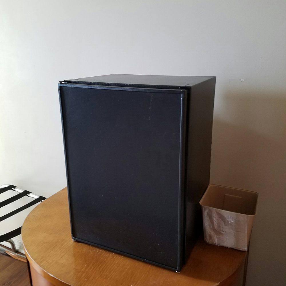 Westport Inn - Hotel rooms have small fridges - Hotels Near Me - Westport, Washington Westport Inn - Hotel rooms have small fridges - Hotels Near Me - Westport, Washington