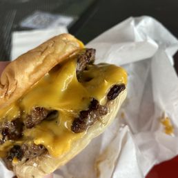 Double tavern burger Double tavern burger