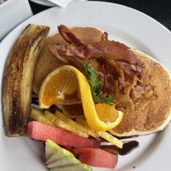 Dos Lagos - Hotcakes! - Mexican Near Me - Ensenada, BCN