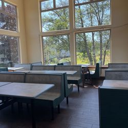 Tacos La Providencia - Indoor seating