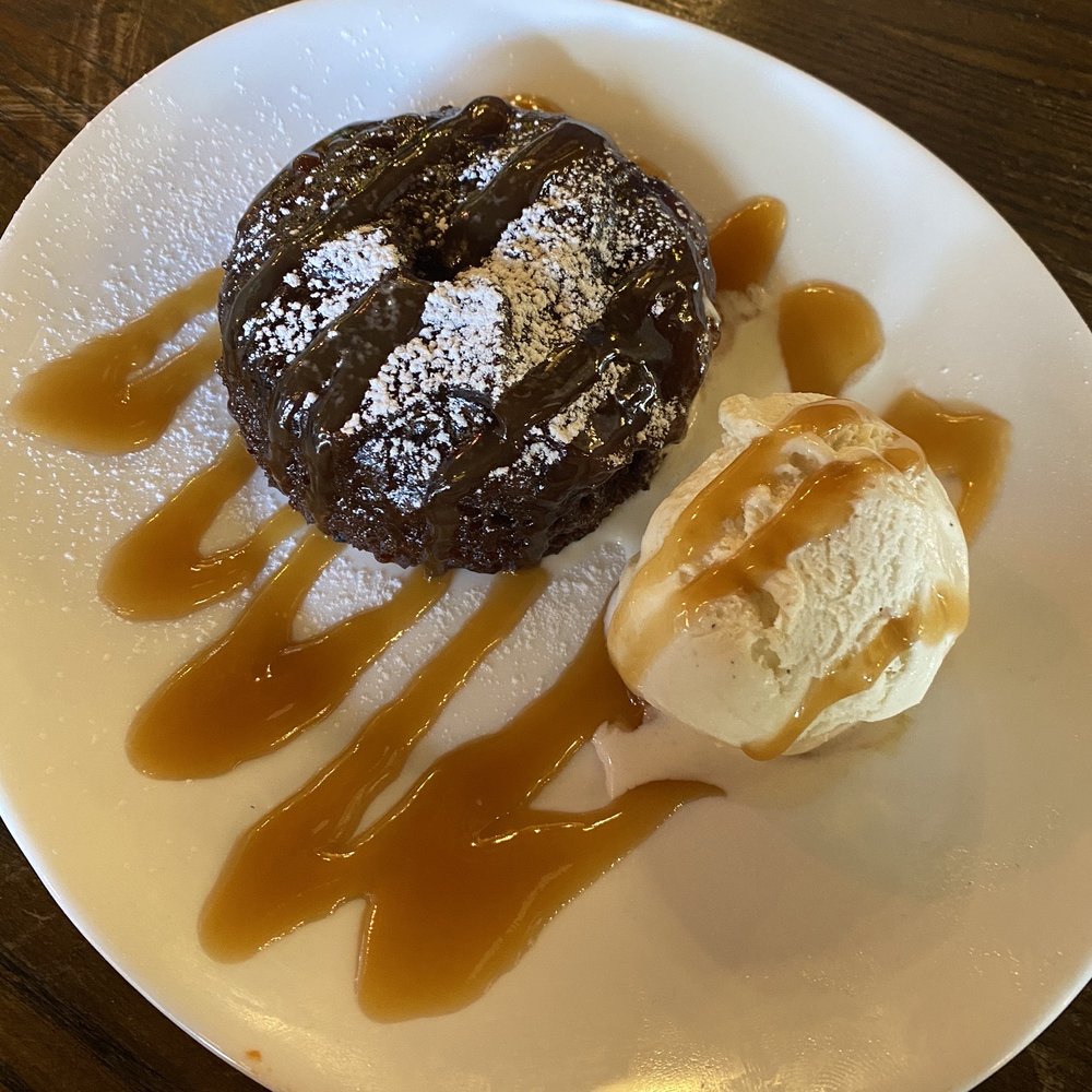 The Old Queens Head - Sticky toffee pudding - Pubs Near Me - London, XGL