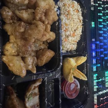 Artea - Honey Bacon glazed bento - Bubble Tea Near Me - San Antonio, Texas Artea - Honey Bacon glazed bento - Bubble Tea Near Me - San Antonio, Texas