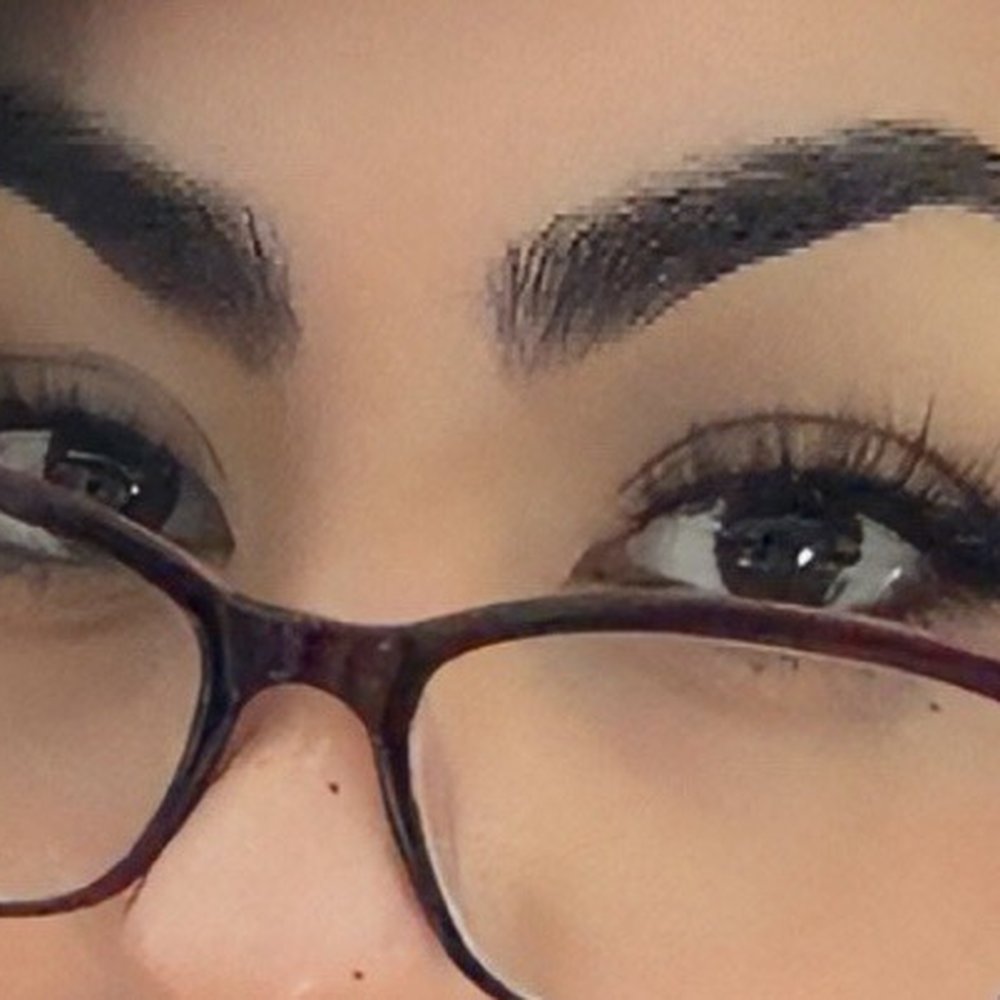 Strip lashes that didn't make my eyes look sleepy/droopy Strip lashes that didn't make my eyes look sleepy/droopy