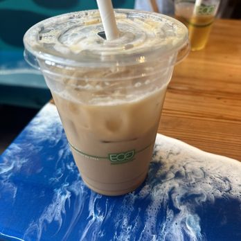 Le Crepe Cafe Kailua - Iced caramel macchiato with almond milk - Creperies Near Me - Kailua, Hawaii Le Crepe Cafe Kailua - Iced caramel macchiato with almond milk - Creperies Near Me - Kailua, Hawaii