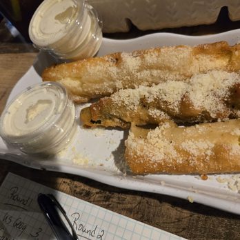 Mainstream Bar & Grill - Fried zucchini, quite tasty - Sports Bars Near Me - Carlsbad, California Mainstream Bar & Grill - Fried zucchini, quite tasty - Sports Bars Near Me - Carlsbad, California