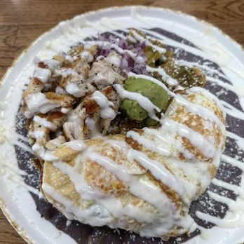Madres Brunch - Chilaquiles verdes - Breakfast & Brunch Near Me - Whittier, California