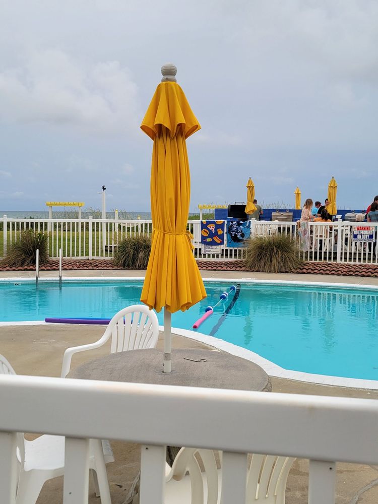 Seahawk Inn & Villas