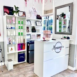 Marianna Hair Salon