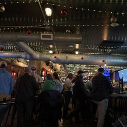 LakeHouse Pub