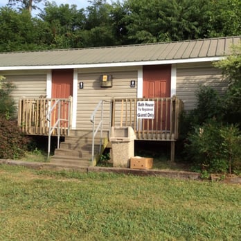 Wilson's Riverfront RV Park - Bathhouse - RV Dealers Near Me - Asheville, North Carolina Wilson's Riverfront RV Park - Bathhouse - RV Dealers Near Me - Asheville, North Carolina