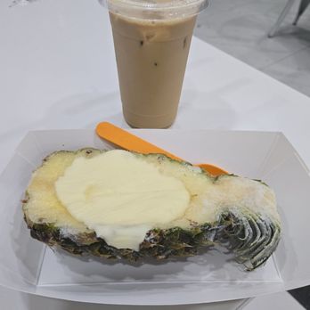 Elio's - Latte and Pineapple Sorbet - Ice Cream & Frozen Yogurt Near Me - Astoria, New York Elio's - Latte and Pineapple Sorbet - Ice Cream & Frozen Yogurt Near Me - Astoria, New York