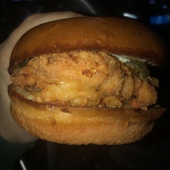 Alma Kitchen - Brutus Chicken Sandwich - Breakfast & Brunch Near Me - Grosse Pointe Park, Michigan
