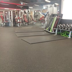 Fitness First Harringay - Empty on a sunny day