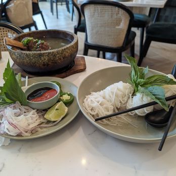 Lantern House Kitchen & Bar - Asian Fusion Near Me - Reston, Virginia Lantern House Kitchen & Bar - Asian Fusion Near Me - Reston, Virginia
