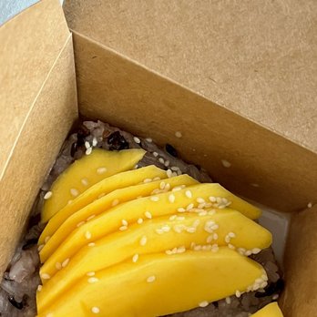 Aaharn - Sweet Sticky Rice with Mango - Thai Near Me - San Diego, California