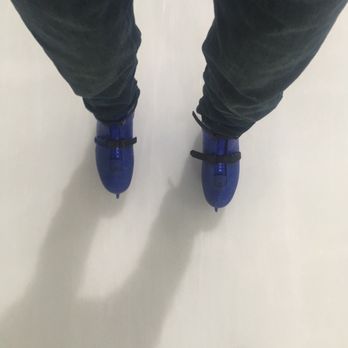 Ice Castle - Skate Rentals - Skating Rinks Near Me - Pittsburgh, Pennsylvania