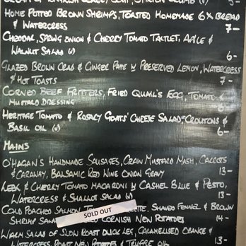 The Boot Inn - British Near Me - Winterbourne Stoke, WIL