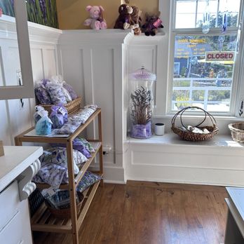 Lavender Wind - Cafes Near Me - Coupeville, Washington Lavender Wind - Cafes Near Me - Coupeville, Washington