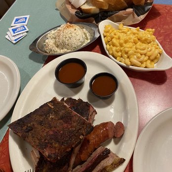The County Line - 5 Meat Smokehouse Combo, Potato Salad, Mac and Cheese, Homemade Bread - Barbeque Near Me - San Antonio, Texas The County Line - 5 Meat Smokehouse Combo, Potato Salad, Mac and Cheese, Homemade Bread - Barbeque Near Me - San Antonio, Texas