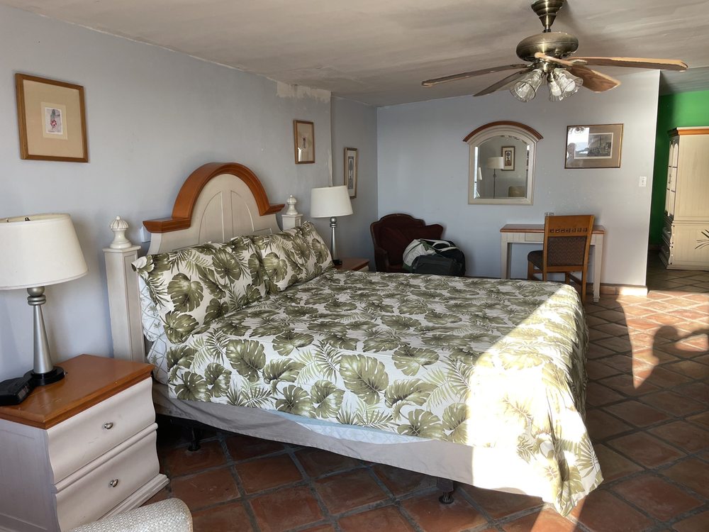 Hotels HOTEL GARY’S LA FONDA Updated October 2024 141 Photos & 16