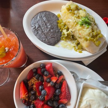 Cafe Genevieve - Burrito and the House Made Granola - Breakfast & Brunch Near Me - Jackson, Wyoming Cafe Genevieve - Burrito and the House Made Granola - Breakfast & Brunch Near Me - Jackson, Wyoming