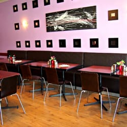Umbrella Lounge Bar
