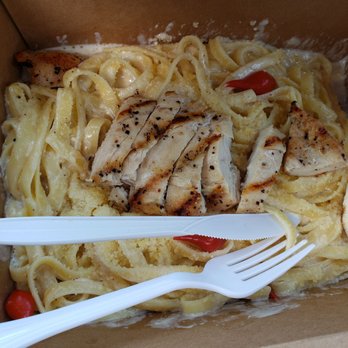 Fulio's - Pasta alfredo.....yummm..m - Italian Near Me - Astoria, Oregon