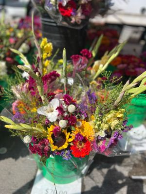 Omaha Farmers Market: Aksarben Village by null