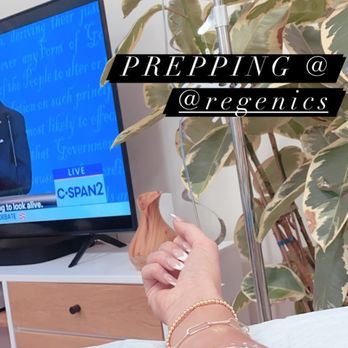 Regenics - Watching the news, in the comfiest chair, with a neck massage, while getting an IV! Love it here @regenic xx - Medical Spas Near Me - Tarzana, California Regenics - Watching the news, in the comfiest chair, with a neck massage, while getting an IV! Love it here @regenic xx - Medical Spas Near Me - Tarzana, California