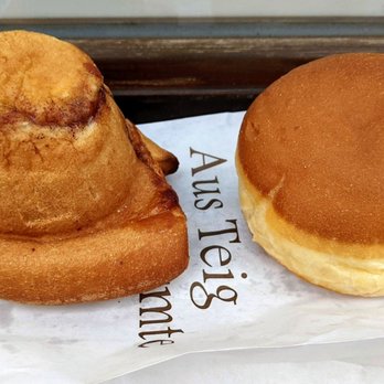 Sorger - 03/19/22 Plum Butter Krapfen, Karntnerreingerl - Cafes Near Me - Graz, 6