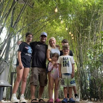 Nautilus Sonesta Miami Beach - family photo - Hotels Near Me - Miami Beach, Florida Nautilus Sonesta Miami Beach - family photo - Hotels Near Me - Miami Beach, Florida