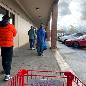 Trader Joe's - Super long line today - Grocery Near Me - Beaverton, Oregon Trader Joe's - Super long line today - Grocery Near Me - Beaverton, Oregon