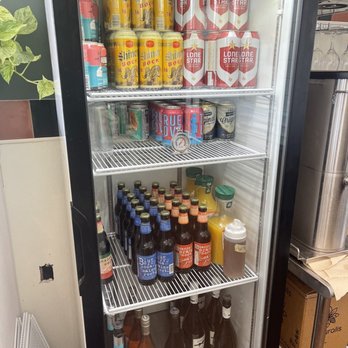 Pizza Verde - Grab a cold beer - Pizza Near Me - Fort Worth, Texas