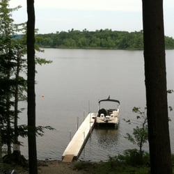 Angell Cove Cottages - View of the boat dock with Eagle Island in the background
