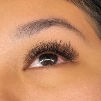 Tease Lashes - Volume - Eyelash Service Near Me - Oklahoma City, Oklahoma